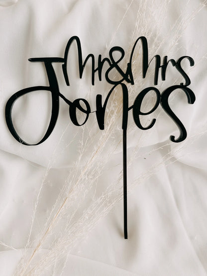 Personalized Wedding Cake Topper with heart, Custom Couples Script Cake Topper for Weddings, Rustic cake topper, Anniversary Cake toppers