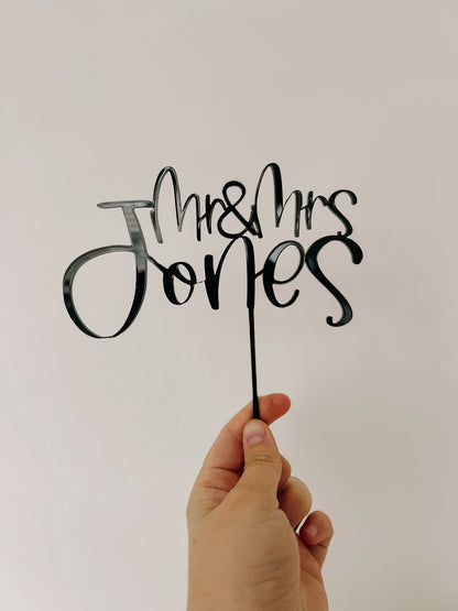 Personalized Wedding Cake Topper with heart, Custom Couples Script Cake Topper for Weddings, Rustic cake topper, Anniversary Cake toppers